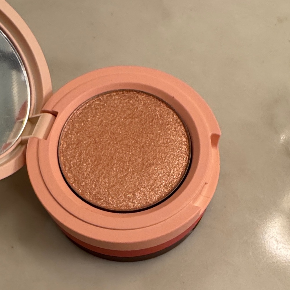 Kaja Beauty Bento Bouncy Shimmer Eyeshadow Trio in Orange Blossom - Picture 3 of 6
